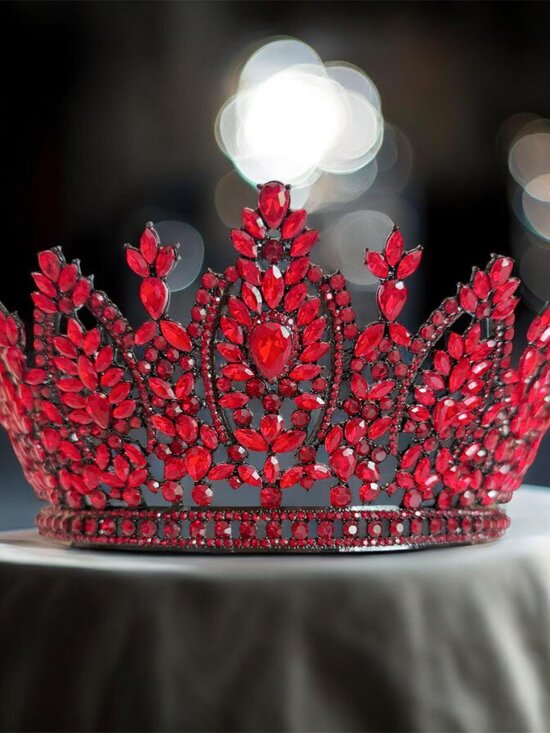 black crown, red crystal crown, gothic headpiece, Halloween costume, cosplay main image 4